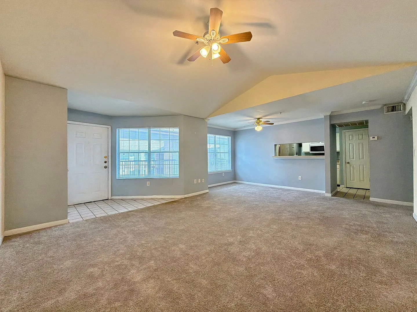 Spacious 2 Bed / 2 Bath Condo with Private Balcony in Austin, TX — Photo 2