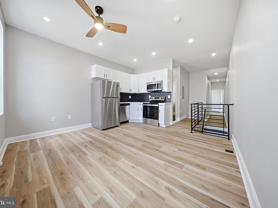 1st image of 3011 N 10th St