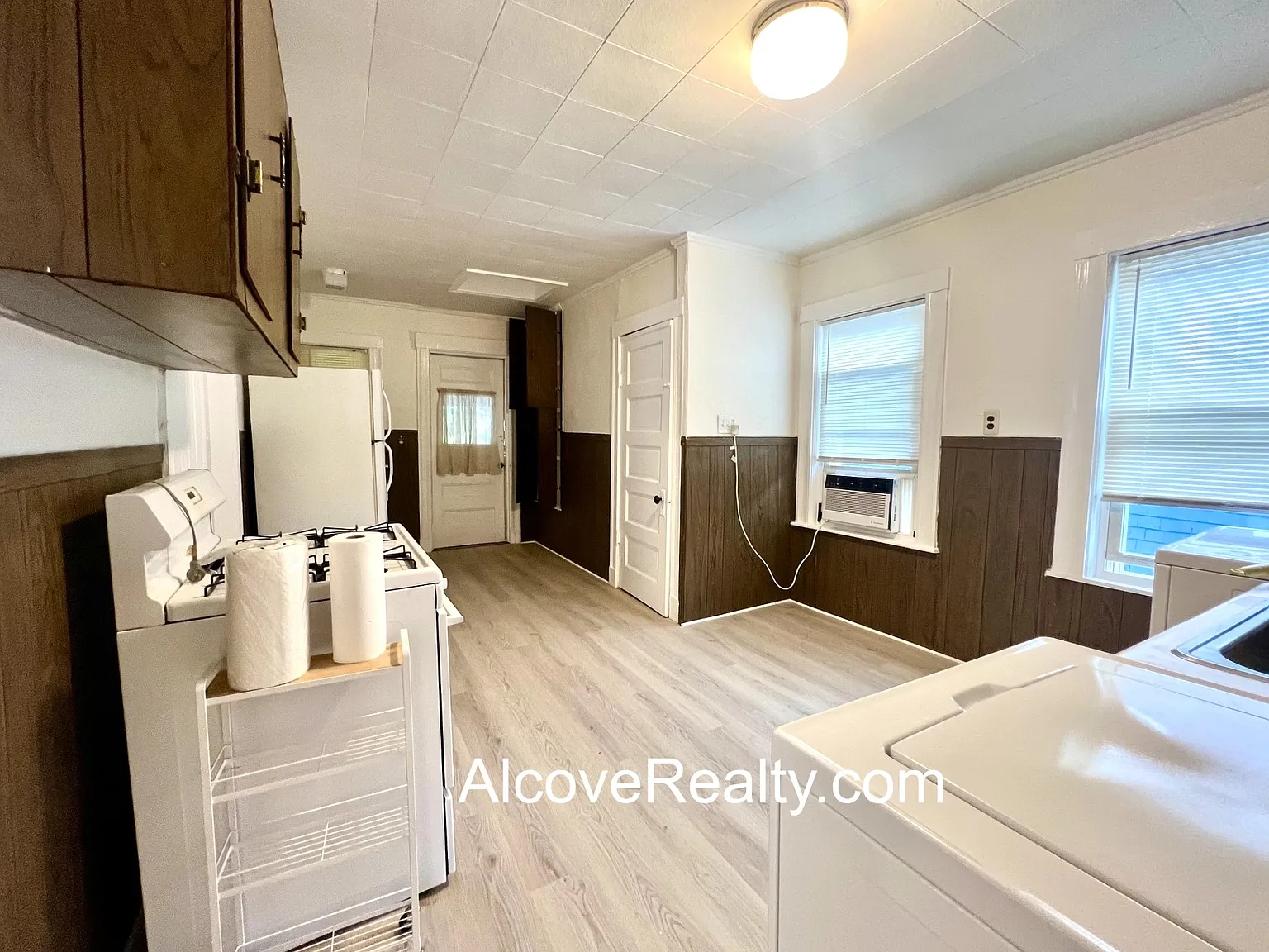 2 bed, $2,950 — Photo 3