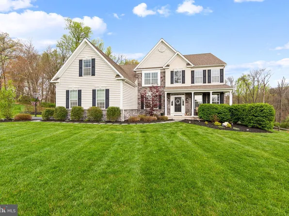 25 Meghan Ct, Downingtown, PA 19335