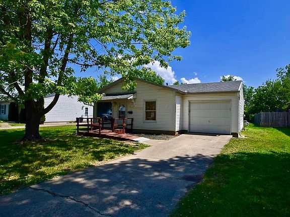 2nd image of 1228 Bahama Dr