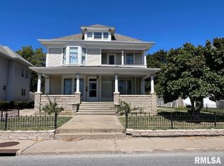 420 E Jackson St, Macomb, IL 61455