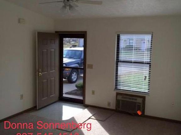 3rd image of 630 Banyon Tree Way APT A