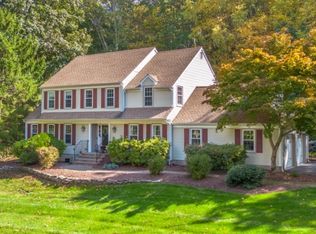 6 Beaver Brook Dr, Long Valley, NJ