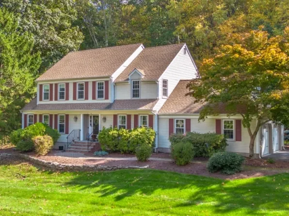 6 Beaver Brook Dr, Washington Twp., NJ 07853