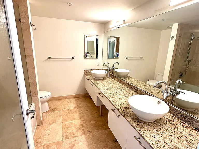 41 SE 5th St #2408 — Photo 23