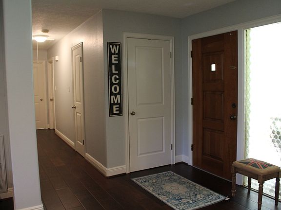 5th image of 301 Garden Dr