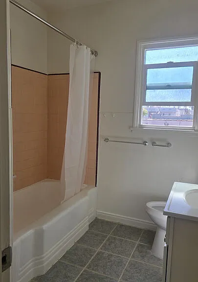 1409 S 12th Ave — Photo 11