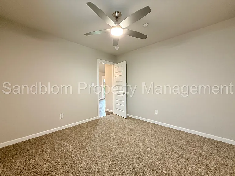 6316 E 146th St S — Photo 16