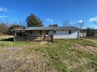 52 Jenny Lou Ln, Greenville, VA 24440