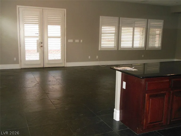 10390 Blue Ginger Dr — Photo 4