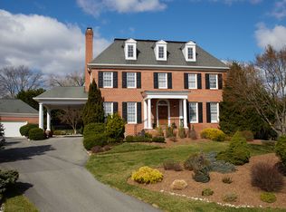8617 White Post Ct, Potomac, MD 20854