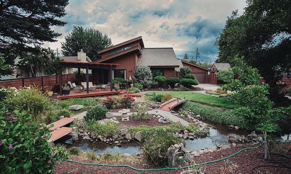 1st image of 85 Garden Dr