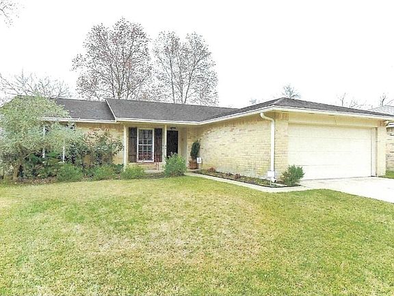 2nd image of 306 Maple Leaf Dr
