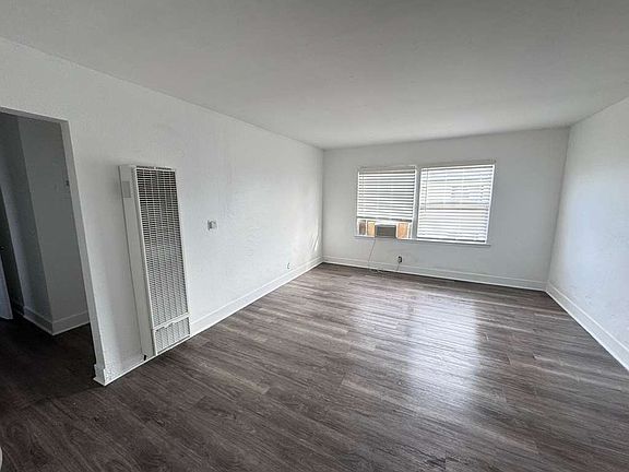 4th image of 6720 West Blvd #B