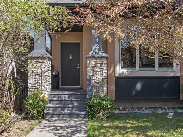242 17th Ave NE, Calgary, AB T2E 1L8