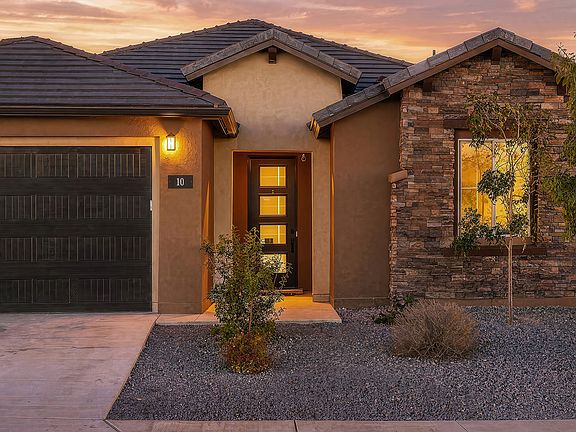 3rd image of 10 Wirecrest Ln