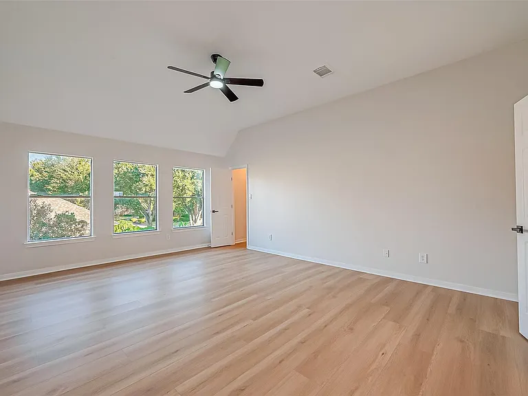 11210 Hundred Bridge Ln — Photo 37