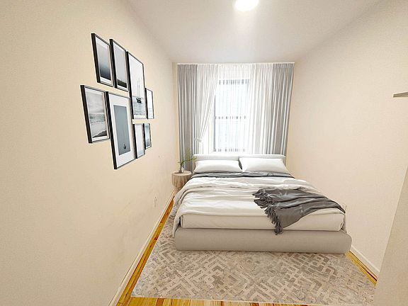 3rd image of 70 W 87th St #B