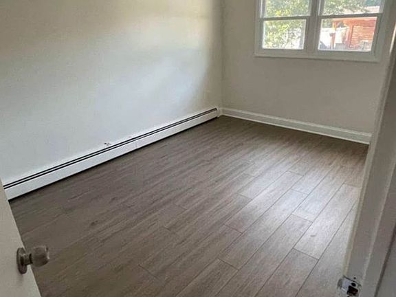 4th image of 251 Ada Dr #1