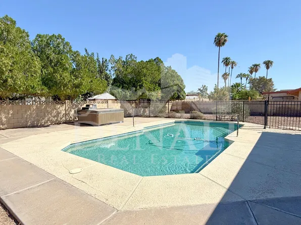 2434 E Jensen St, Mesa, AZ 85213