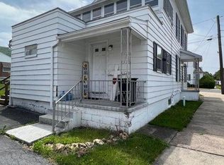 1 E Walker St #1A, Mc Clure, PA 17841