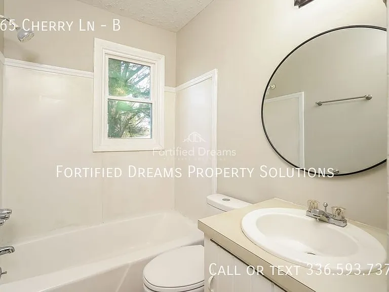 165 Cherry Ln #B — Photo 10