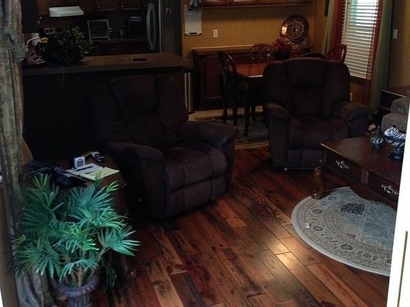 5th image of 1077 Lonesome Dove Ln