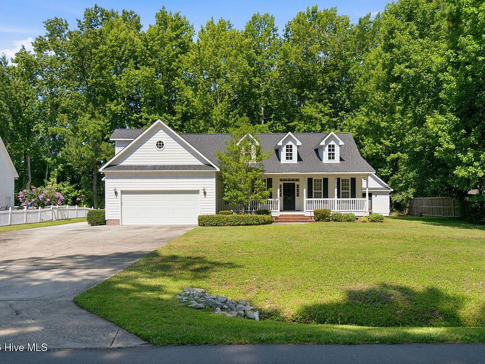 1st image of 705 Scorpion Drive