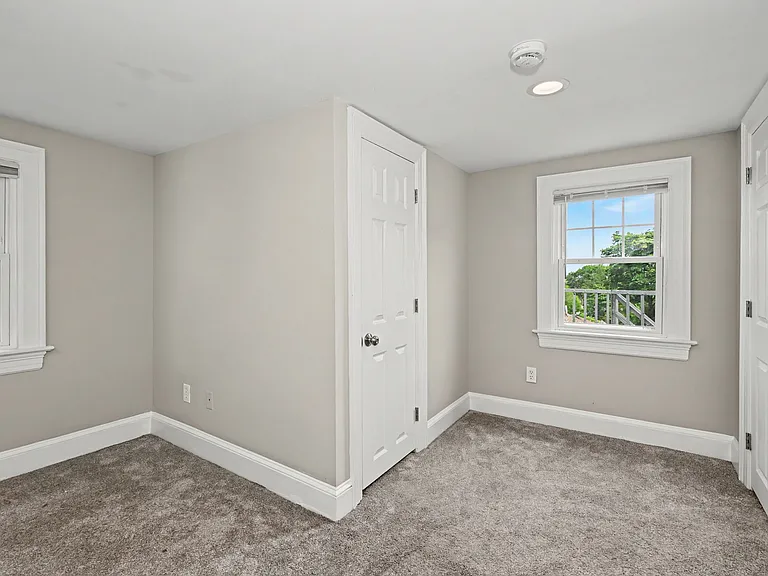 19 Spring Hill Ave #2 — Photo 11