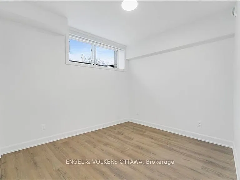 6 B Monk St #1 — Photo 11