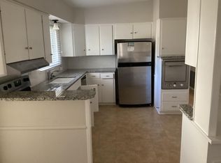 553 Club Dr #553-U-3, San Antonio, TX 78201