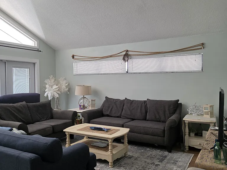 203 Aberdeen Ct — Photo 9