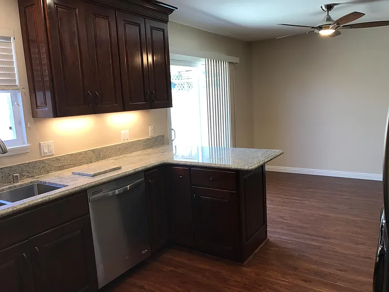 9660 Durham Dr — Photo 4