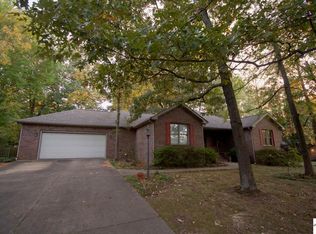 230 Old Farm Rd, Paducah, KY 42001