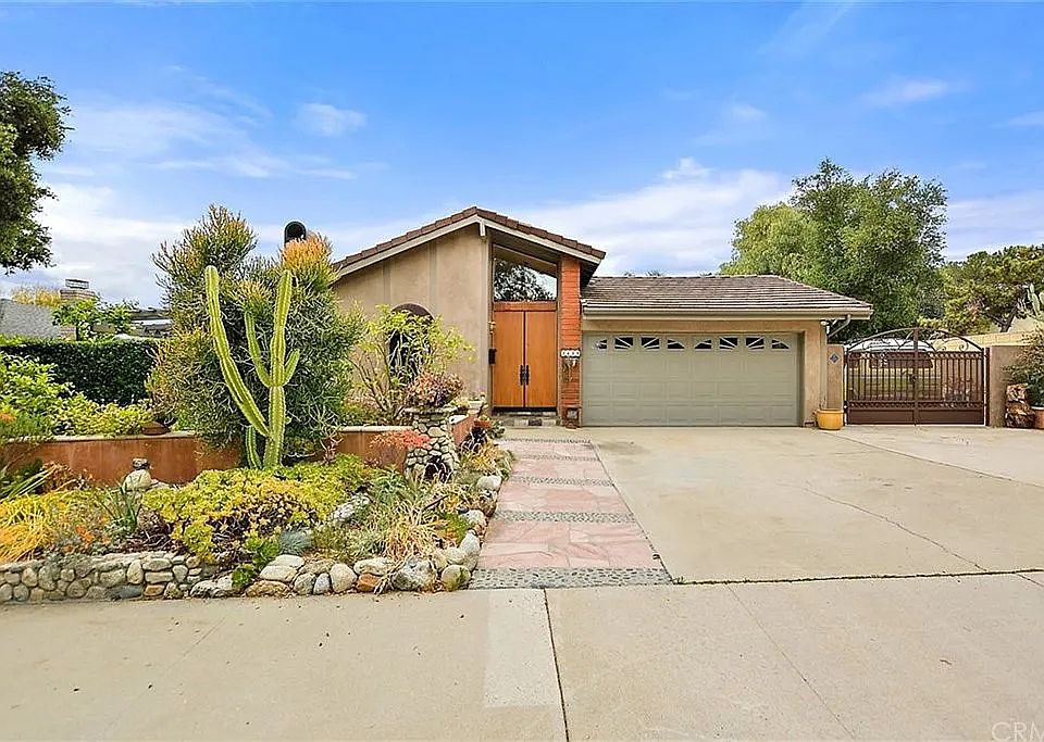 1st image of 2433 San Jacinto Ct