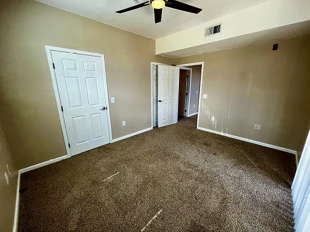 Second bedroom.