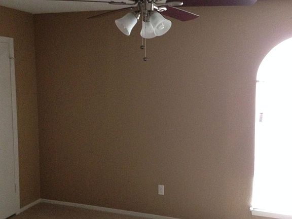 4th image of 1005 Grants Pkwy
