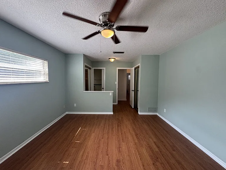 2806 Summerfield Rd — Photo 13