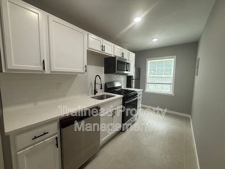 6425 Brookside Rd #3S — Photo 2