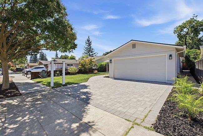 1st image of 1622 Pecan Ct