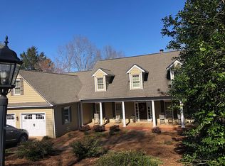 134 S Oak Pointe Dr, Seneca, SC 29672