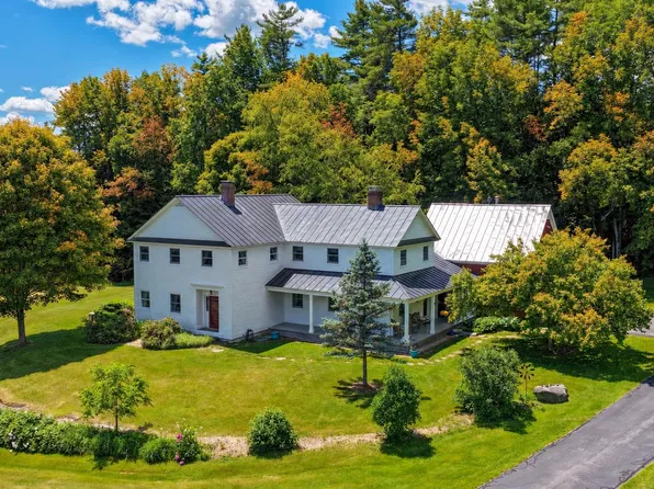 201 Chester Hill Road, Grafton, VT 05146