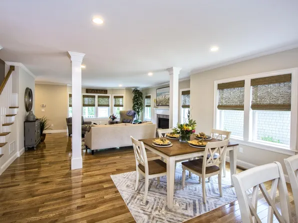 73 Cobblestone Circle, Mashpee, MA 02649