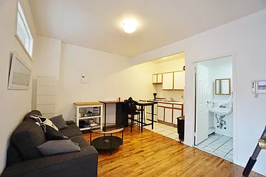 Rented by Best Apartments North Inc