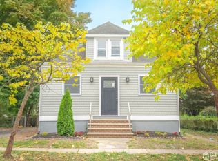 326 Summit Pl, Highland Park, NJ 08904