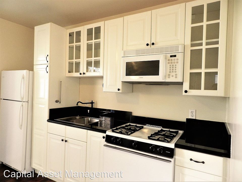 1st image of 3970 5th Ave APT 2