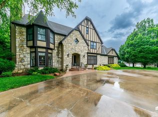 1420 Sharingbrook Dr, Manhattan, KS 66503
