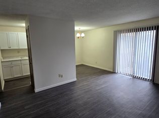 1304 N Granville Ave APT D, Muncie, IN 47303