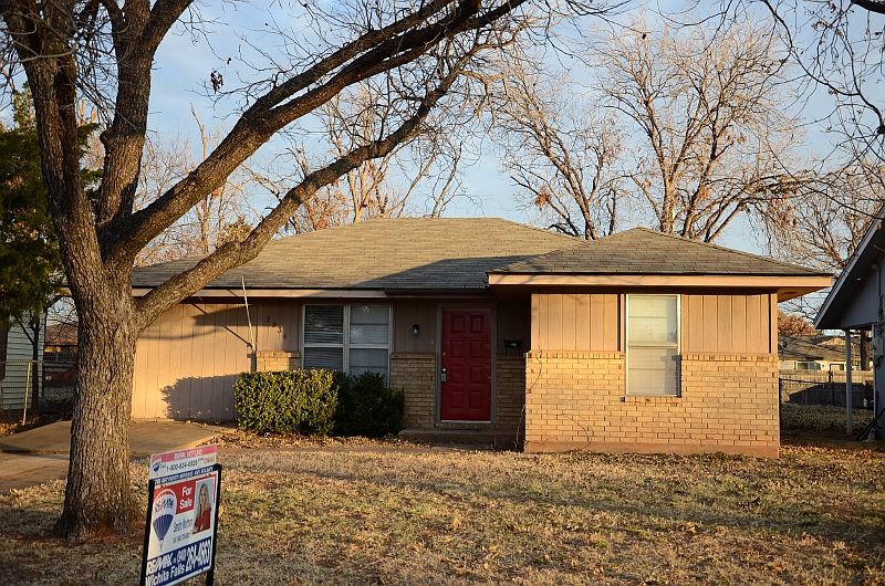 1st image of 2934 Lavell Ave